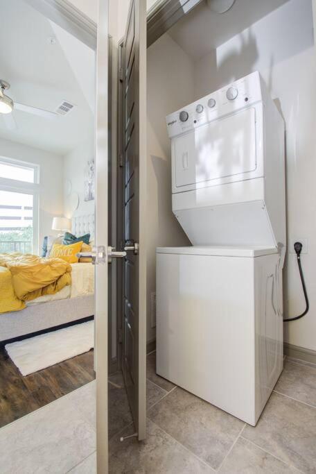Luxury Living Downtown Houston Kingbed. Apartment Exterior photo